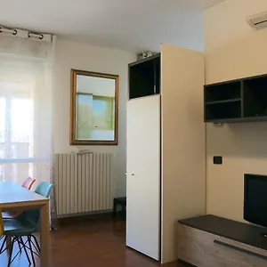 Happy Flat With Terrace Appartamento